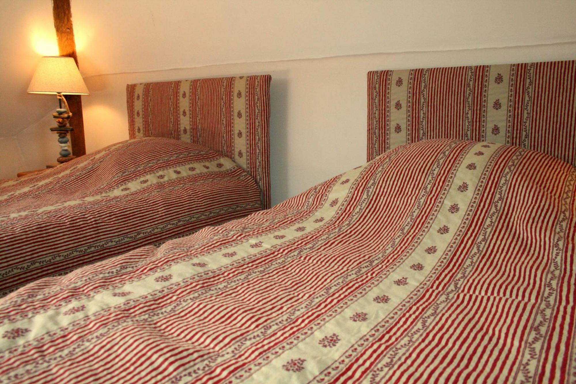 Chambres D'Hotes Du Jay La Guerche-sur-l'Aubois Exteriör bild